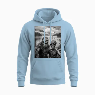 Bigfoot Et Alien Selfie Avec Le Monstre Du Loch Ness Ufo Unisex Hoodie - Light Blue