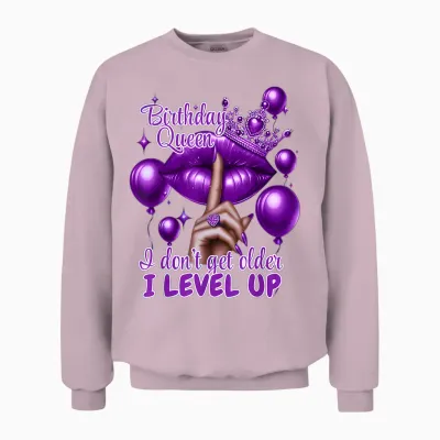Retro Purple Birthday Queen I Dont Get Older I Level Up Unisex Sweatshirt - Light Pink