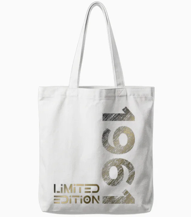 Limited Edition Jahrgang 1961 Mann Frau 65. Geburtstag Tote Bags in White