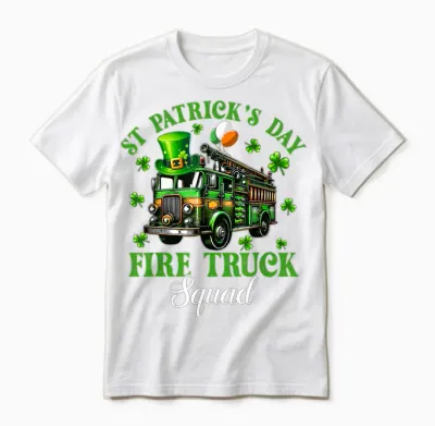 St Patrick's Day Fire Truck Squad Trèfles Chauffeur De Camion De Pompiers Unisex T-Shirt - White