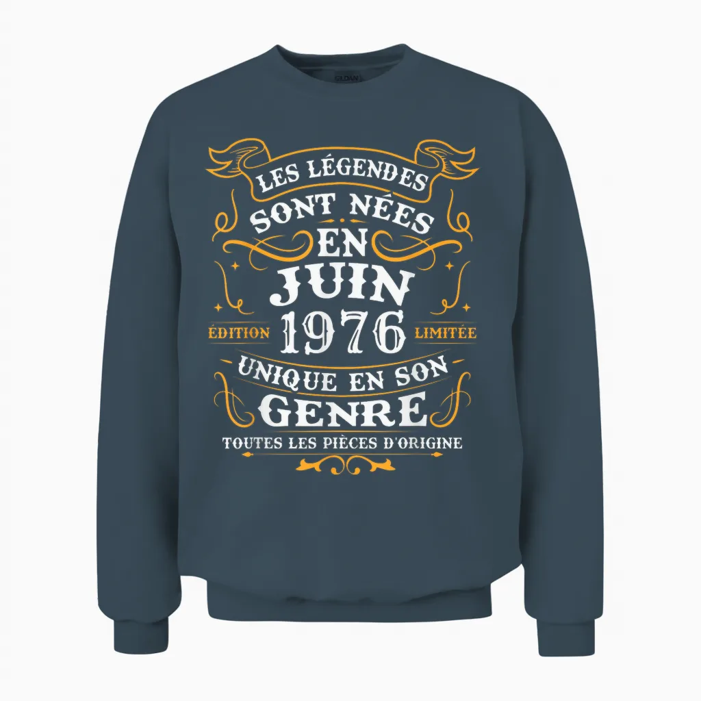 Vintage Cadeau D'anniversaire 50 Ans Nés En Juin 1976 Unisex Sweatshirt in Dark Heather