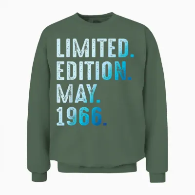 Mai 1966 Année 1966 Rétro 1966 Vintage édition Limitée Unisex Sweatshirt - Military Green