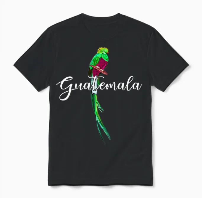 Quetzal, Cadeau Guatemala T-Shirt Haut De Gamme Unisex T-Shirt in Black