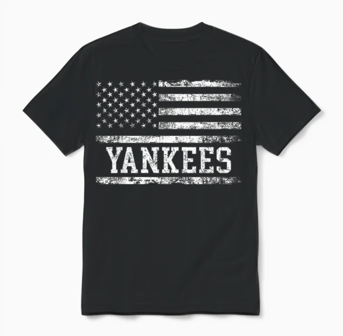Vintage Retro Styles 90s Yankees Name Personalized Unisex T-Shirt in Black