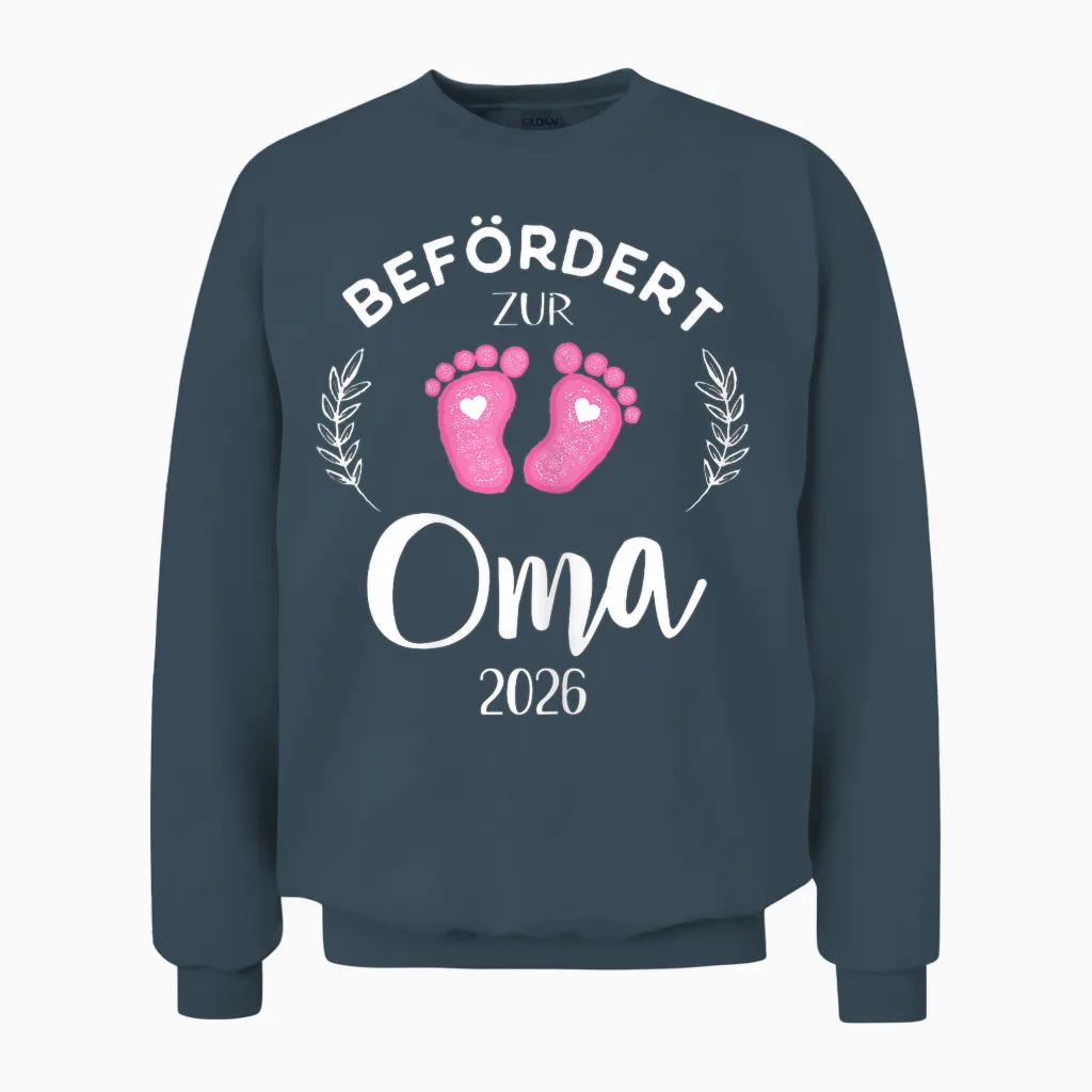 Stolze Oma Großmutter Befördert Zur Oma 2026 Unisex Sweatshirt in Dark Heather