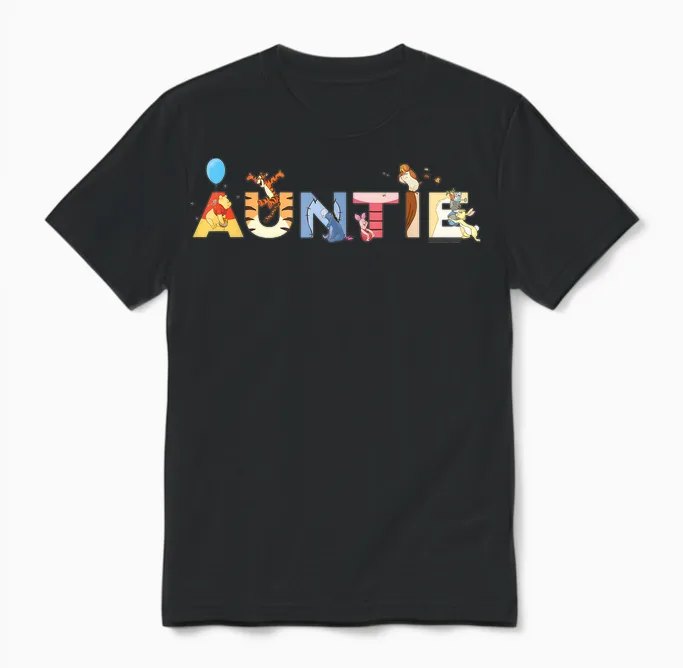 Disney Winnie the Pooh & Friends Auntie Family Disney Trip Unisex T-Shirt in Black