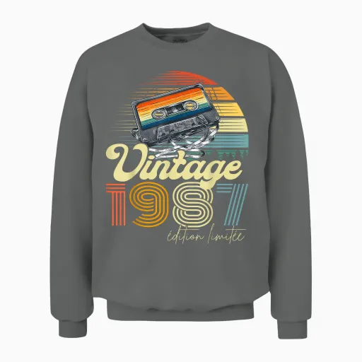Vintage 1987 Limited Edition Cassette Audio 1987 Retro T-Shirt, Black, S Unisex Sweatshirt - Graphite Heather