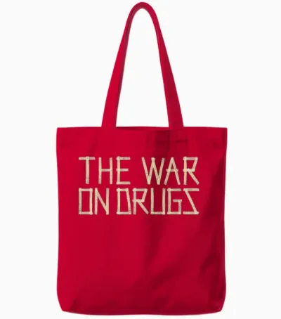 Vintage War on Drugs Retro Kassette Rock 90er Musiker Tote Bags - Red