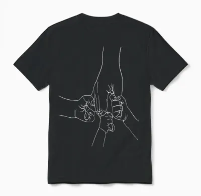 Vater Und 3 Kinderhände Vatertag Für Väter Eltern Kinder Unisex T-Shirt - Black