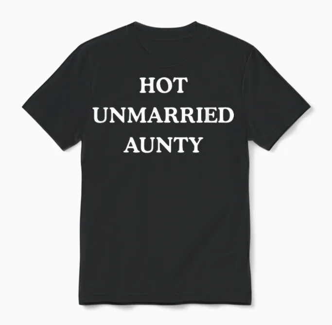 Hot Unmarried Aunty - Lustig Cool Independent Unisex T-Shirt in Black