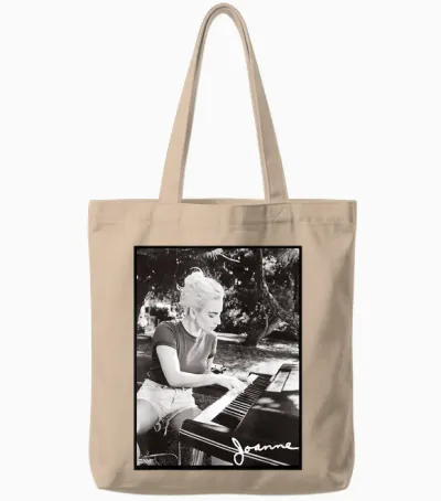 Lady Gaga Joanne Klavierfoto Tote Bags - Natural