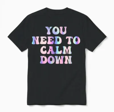 Lustiges Retro-Zitat "you Need to Calm Down", Cooles Groovy Unisex T-Shirt - Black