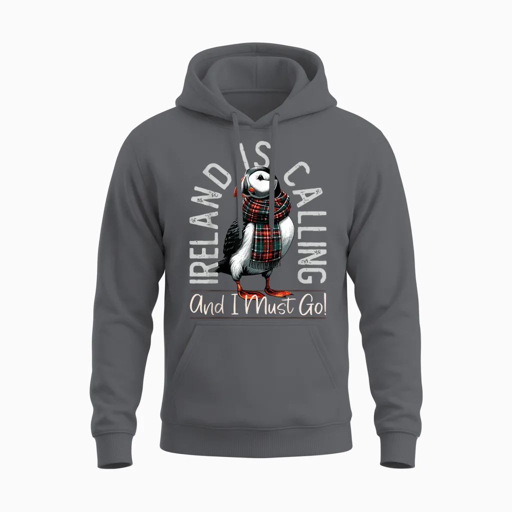 Irland | Irland Ruft Und Ich Muss Gehen & Papageientaucher Unisex Hoodie in Charcoal