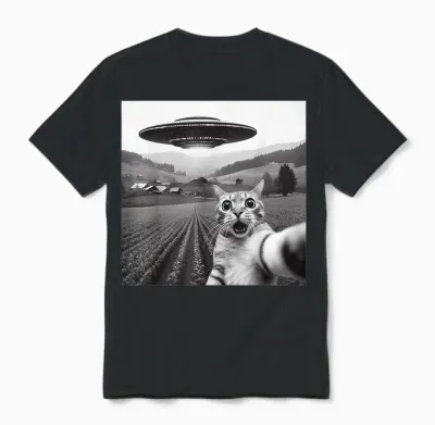 Cat Selfie with Alien Ufo Funny Cat Gifts for Men Women Kid Unisex T-Shirt - Black