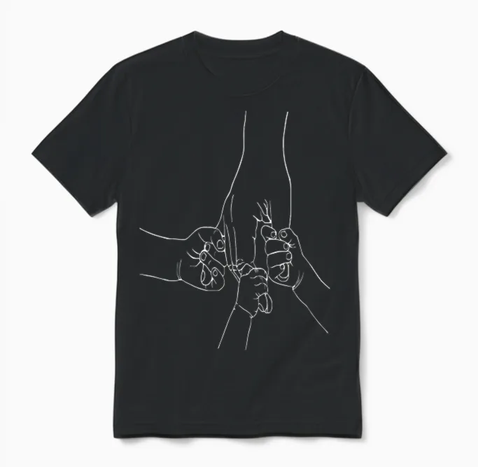 Vater Und 3 Kinderhände Vatertag Für Väter Eltern Kinder Unisex T-Shirt in Black
