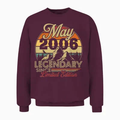 Vintage Anniversaire 20 Ans Pour Né En Mai 2006 Cadeau Unisex Sweatshirt - Maroon