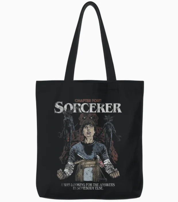 Stranger Things Will the Sorcerer Manche Longue Tote Bags in Black
