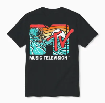 Mademark X Mtv - Mtv Catch a Wave Mtv Surfer Logo Retro Graphic Unisex T-Shirt - Black