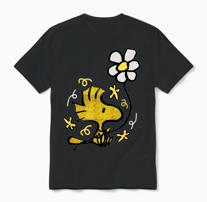 Peanuts - Woodstock Flower Floral & Botanical Unisex T-Shirt in Black