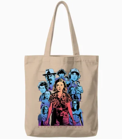 Stranger Things Group Shot Populous Gazing Tote Bags - Natural