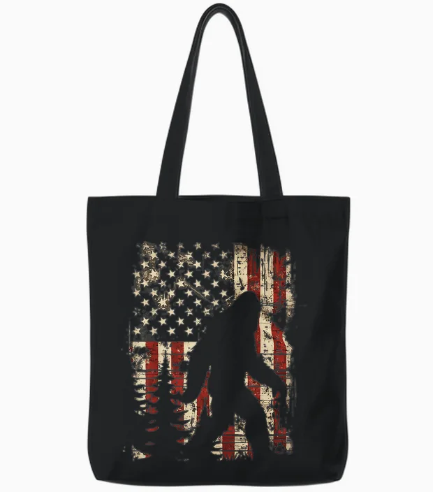 Bigfoot Sasquatch America Flag Patriotic Men Women Tote Bags in Black