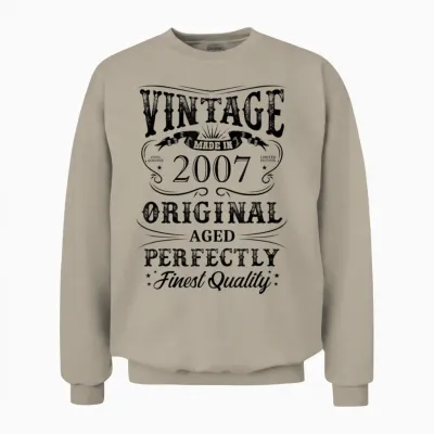 Vintage 2007 Legendary Since 2007 T-Shirt, Grey, S Unisex Sweatshirt - Sand