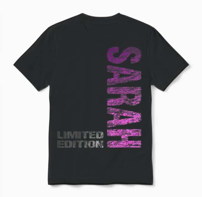 Sarah Name Vorname Mädchen Frau Geburtstag Unisex T-Shirt in Black