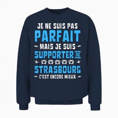 Football T-Shirt with German Text "ich Bin Nicht Perfekt, Sondern Fan Von Strasburg, Black Unisex Sweatshirt - Navy