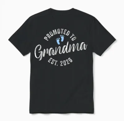 Promoted to Grandma 2026 Unisex T-Shirt - Black
