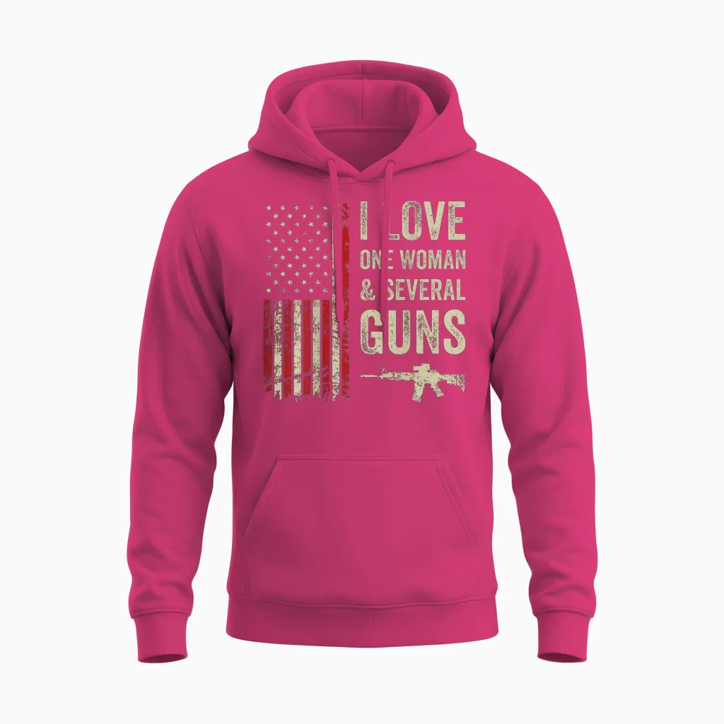 I Love One Woman and Several Guns – Herren-Waffenbesitzer – Auf Der Rückseite Unisex Hoodie in Heliconia