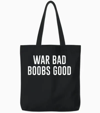 War Bad Boobs Good Vintage Lustiger Spruch (auf Der Rückseite) Tote Bags - Black