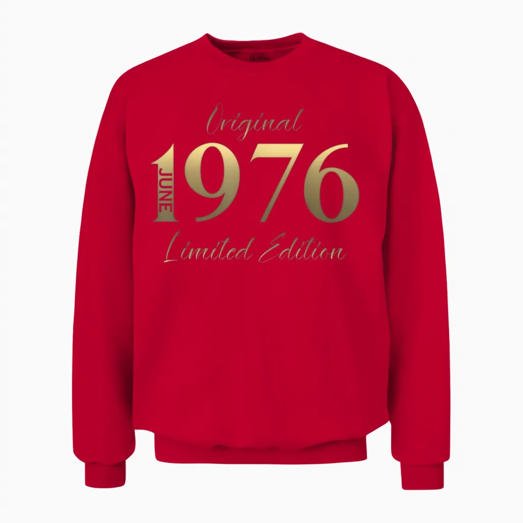 50 Ans Anniversaire Homme Cadeau Juin 1976 Vintage Unisex Sweatshirt in Red