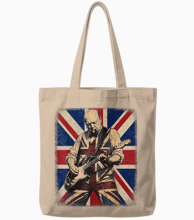 Drapeau Britannique Vintage Boss Winston Churchill Jouant De La Guitare Tote Bags in Natural