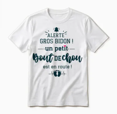Future Maman 2025 Announcement Pregnant Woman Baby En Route T-Shirt, White, S Unisex T-Shirt - White