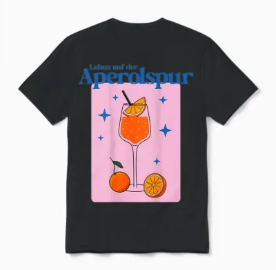 T-Shirt with German Text "leben Auf Der Aperolspur - Hallöchen Aperölchen Spritz Stars", White Unisex T-Shirt - Black