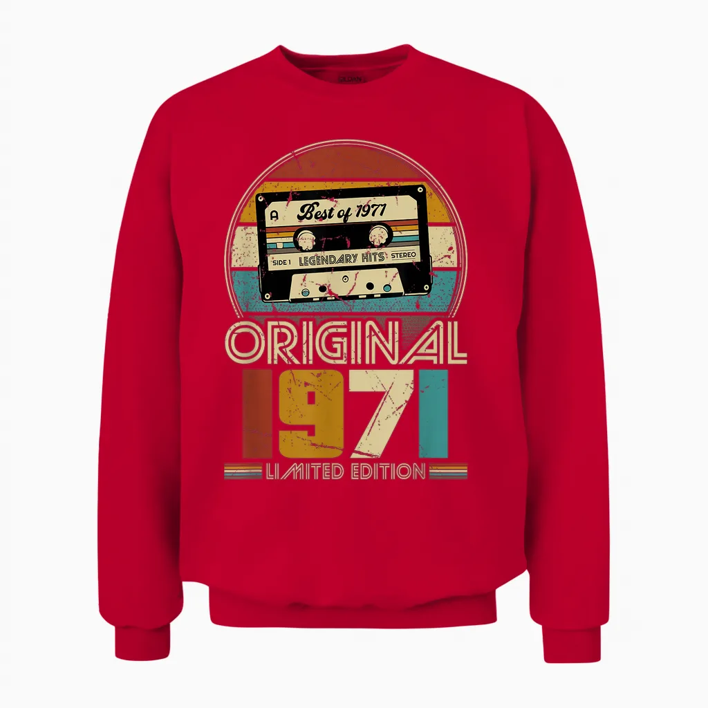 1971 Vintage Birthday Retro Vintage Men's Women's Gift T-Shirt, Black Unisex Sweatshirt in Red
