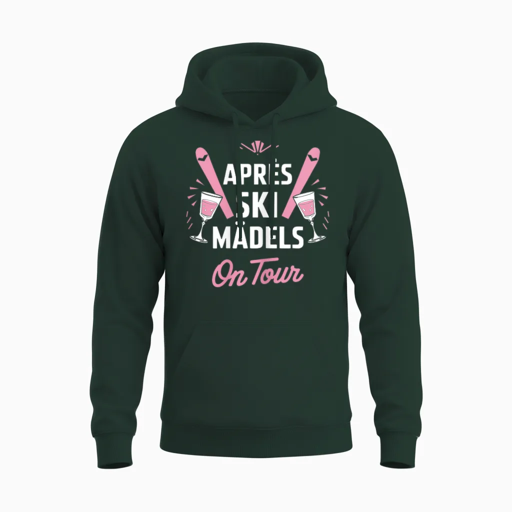Après Ski Girls on Tour Skier Party T-Shirt, Black Unisex Hoodie in Forest