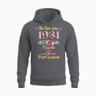 43 Ans Femme 1981 Idée Cadeau Anniversaire Drôle Humour Mama T-Shirt, Black, Female X-Small Unisex Hoodie - Charcoal