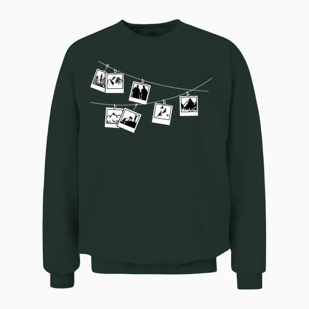 Polaroid Photo Hiking Theme & Outdoors Gift Unisex Sweatshirt in Forest