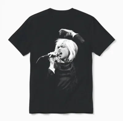 Debbie Harry Blondie Live Von Simon Fowler Unisex T-Shirt - Black