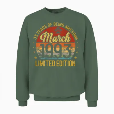 à L'arrière - Rétro - Vintage - Mars 1993-33 Ans Unisex Sweatshirt - Military Green