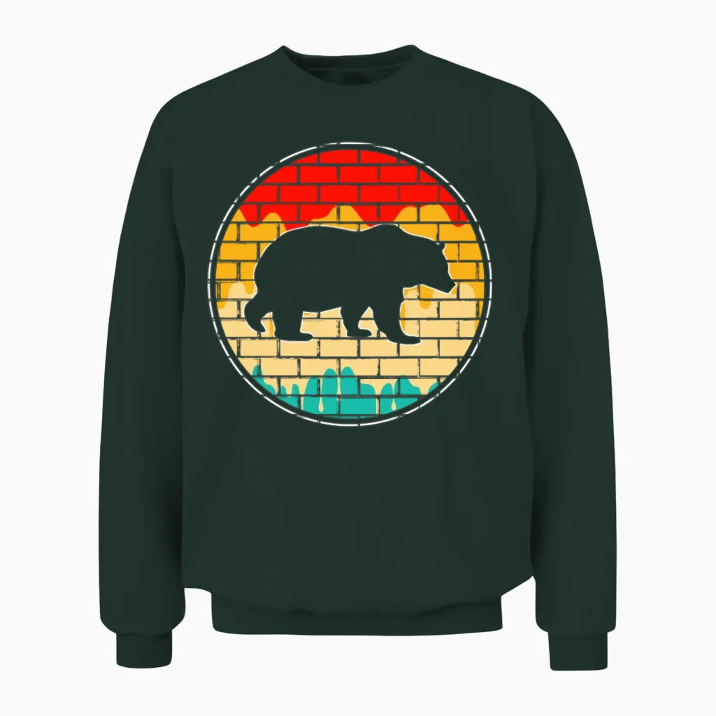 Bear Retro Wildlife Gift Unisex Sweatshirt in Forest