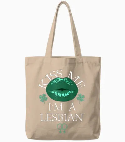 Kiss Me I'm a Lesbian St Patricks Day Green Lips Les Pride Tote Bags - Natural
