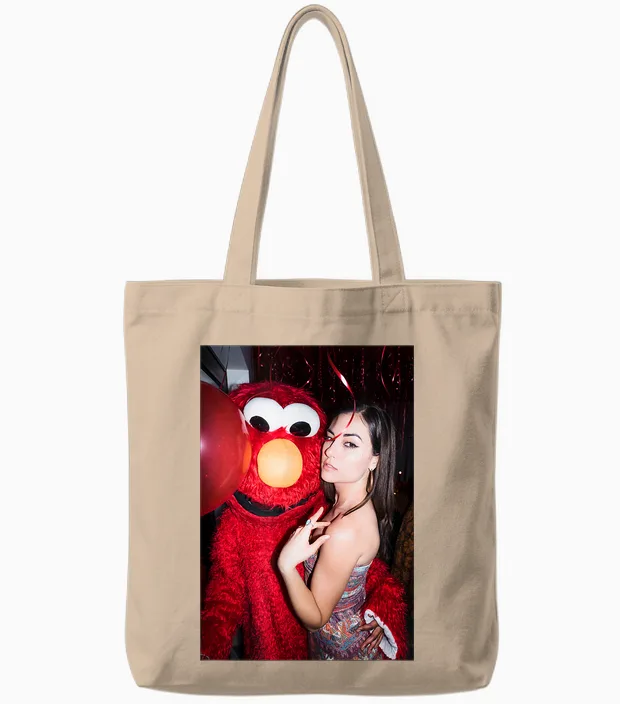 Men's Sasha Grey Graphic T-Shirt, Black Tote Bags in Natural