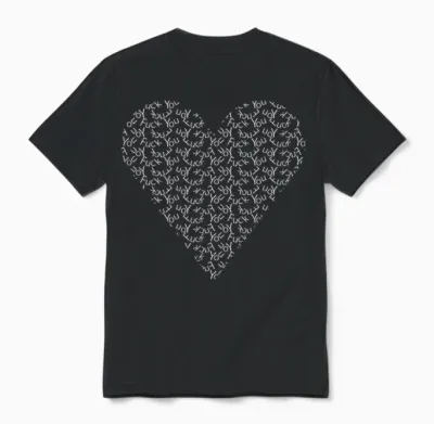 Herz Mit Fuck You Schriftzug - Provokatives Statement Unisex T-Shirt - Black