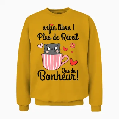 Retired Woman Funny Gift for Women Retirement Unisex Sweatshirt - Gold