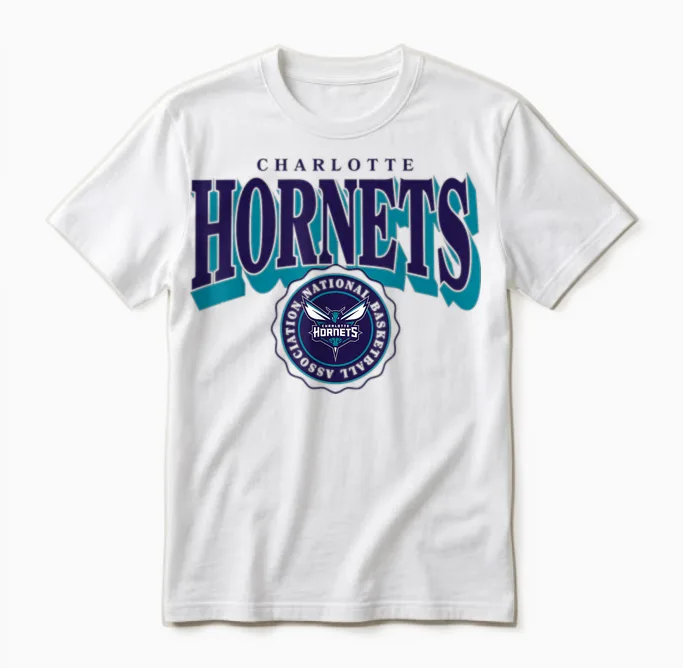 Nba - Charlotte Hornets - Blason Bombé Unisex T-Shirt in White