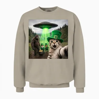 Funny St Patricks Day Cat Selfie with Leprechaun Bigfoot Ufo Unisex Sweatshirt - Sand