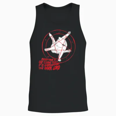 Jedes Mal, Wenn Eine Katze Sich Reinigt, Verehrt Den Dunklen Herrn Unisex Tank Top - Black